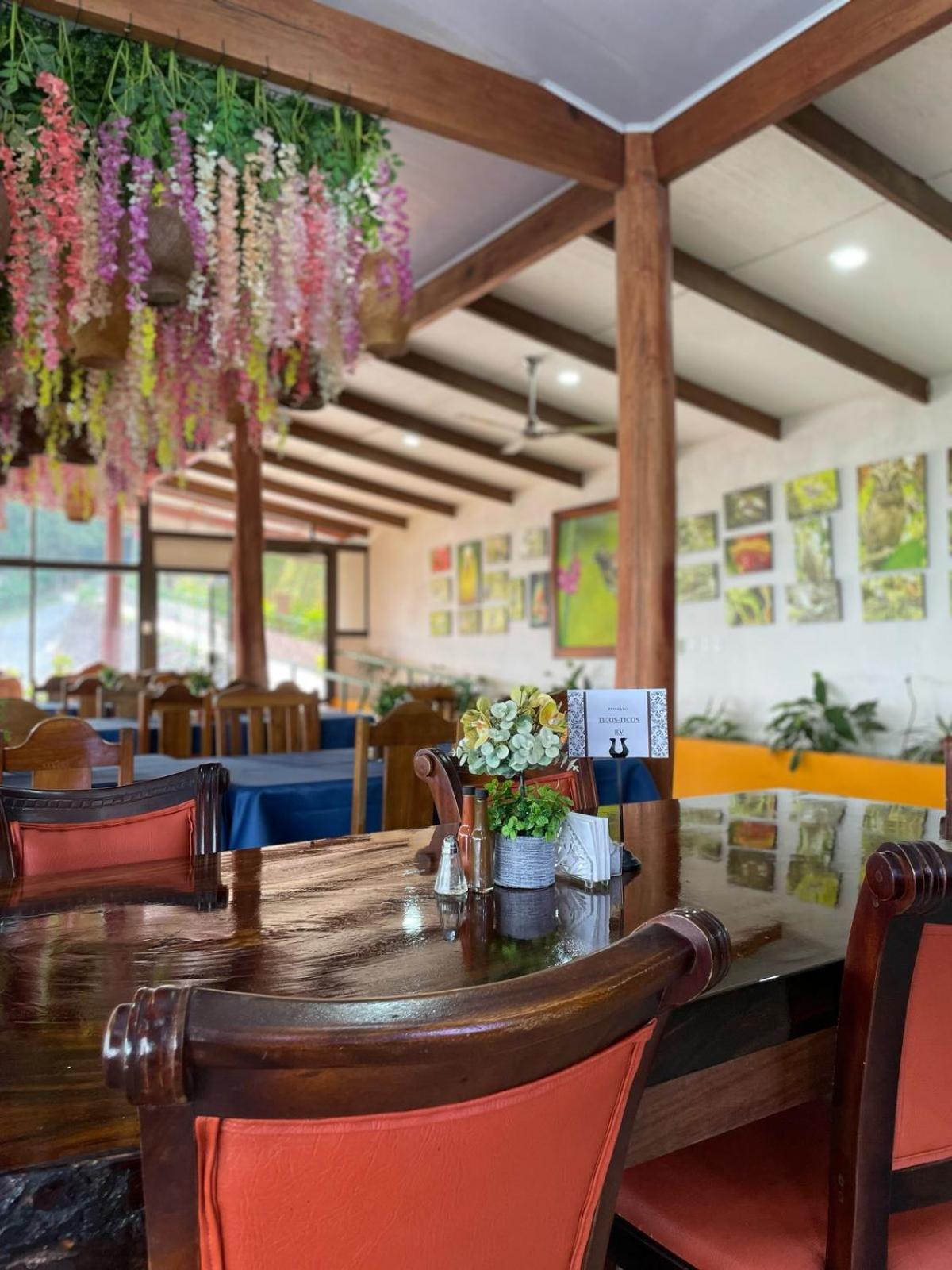 ביחגואה Heliconias Rainforest Lodge מראה חיצוני תמונה