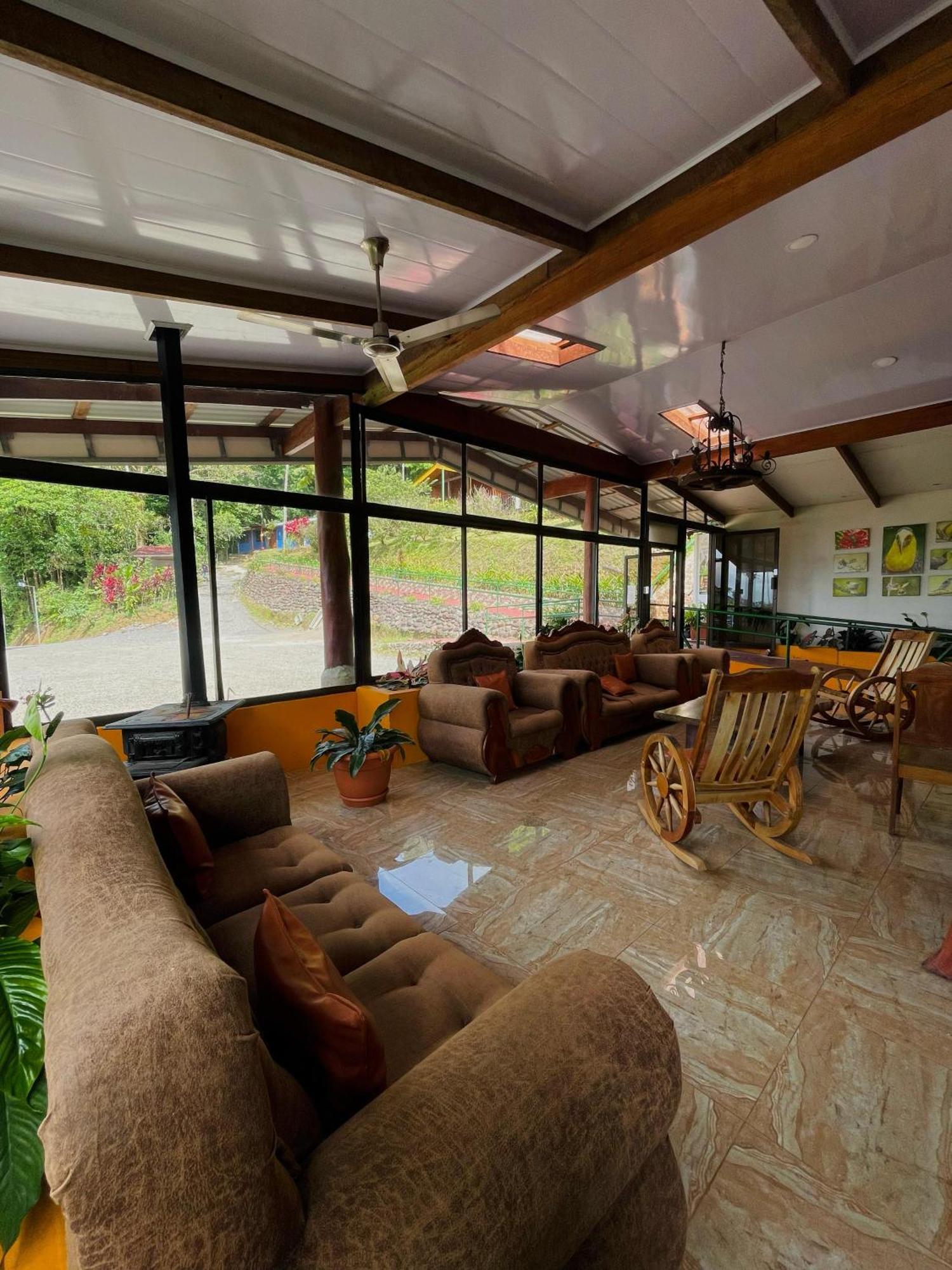 ביחגואה Heliconias Rainforest Lodge מראה חיצוני תמונה